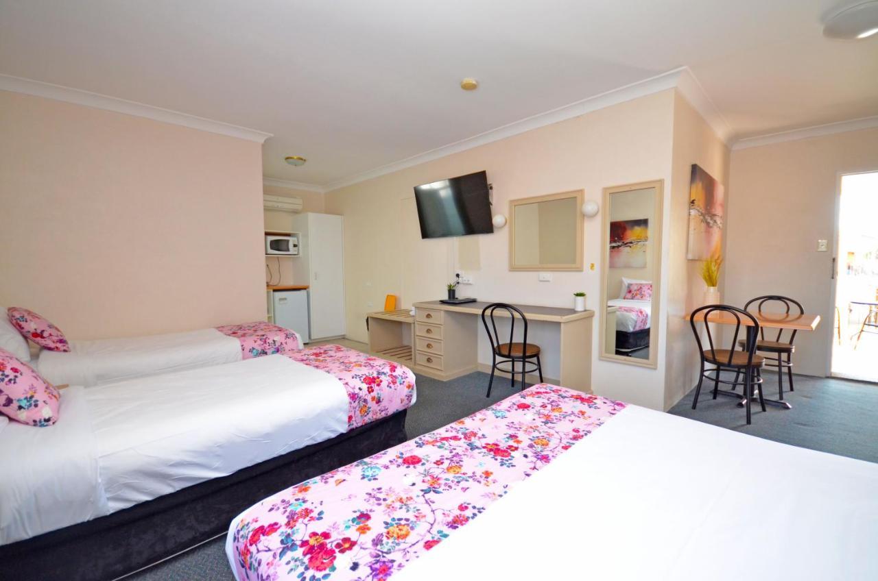 Ben Chifley Motor Inn Батерст Экстерьер фото