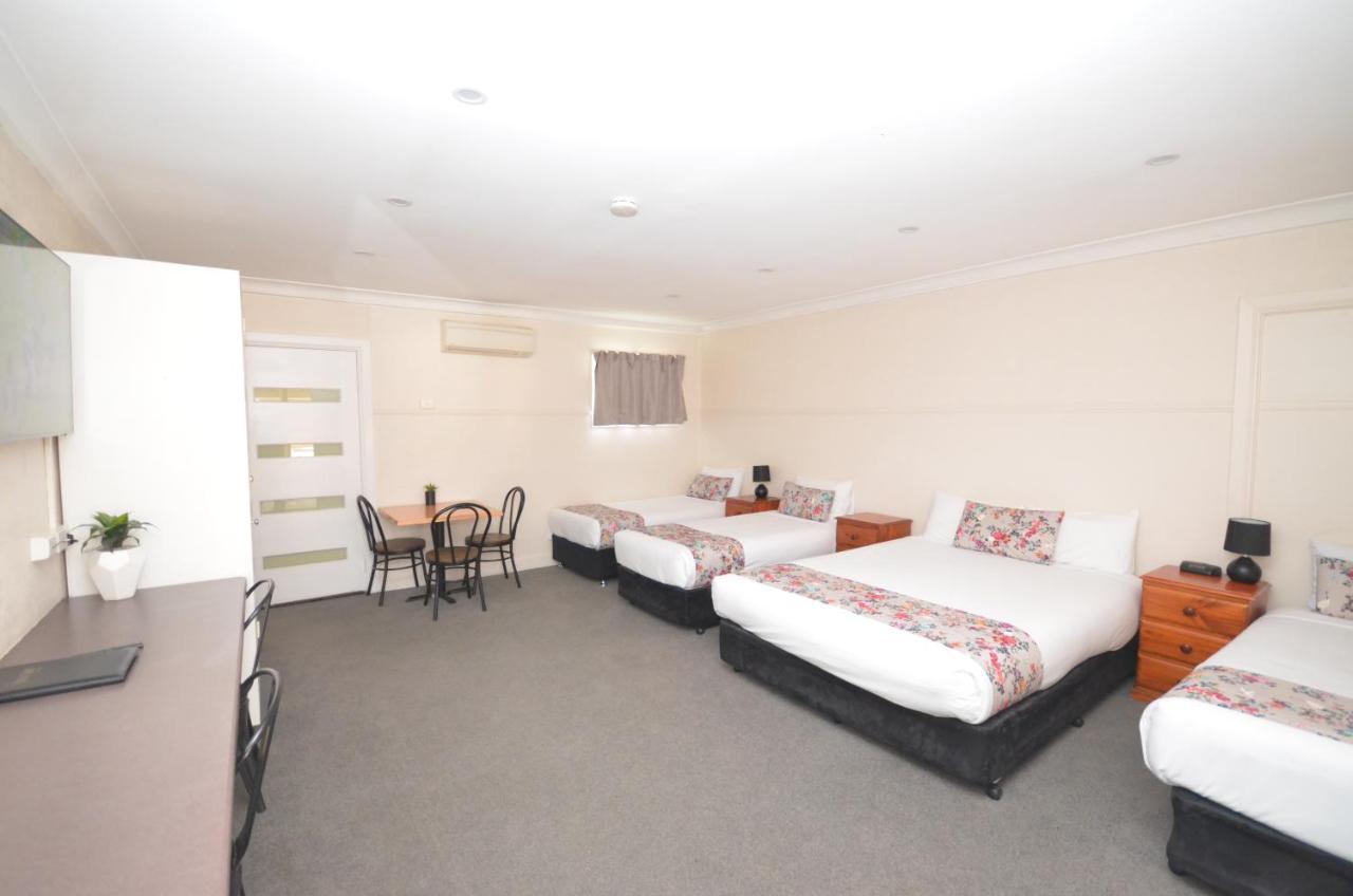 Ben Chifley Motor Inn Батерст Экстерьер фото