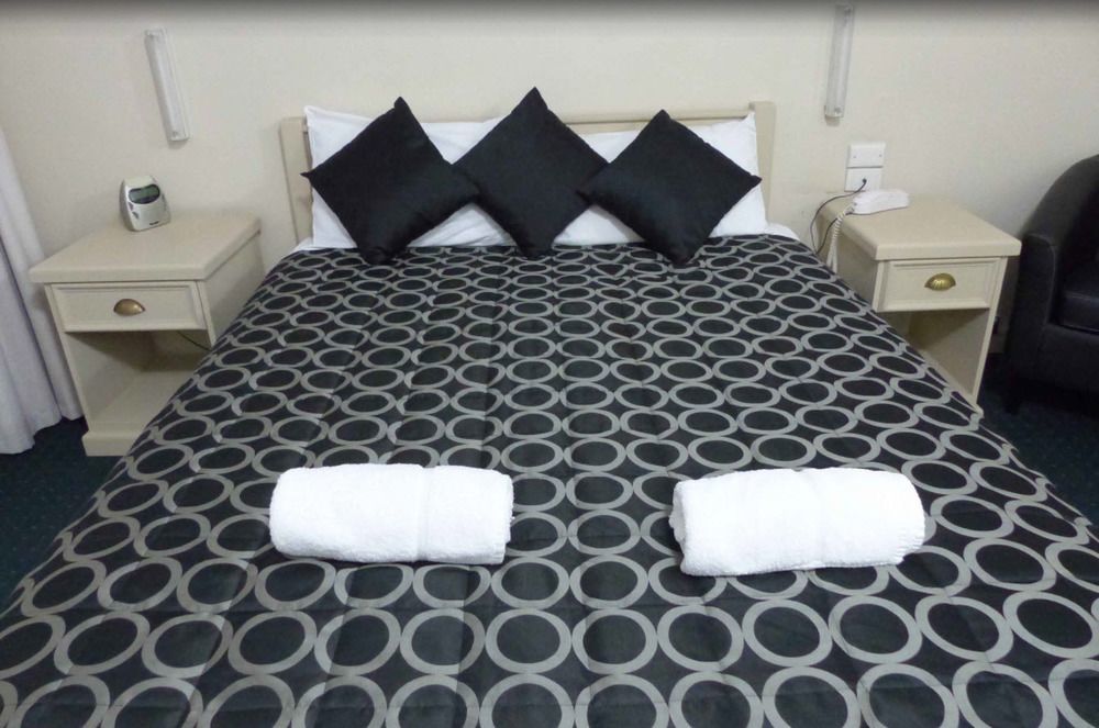 Ben Chifley Motor Inn Батерст Экстерьер фото