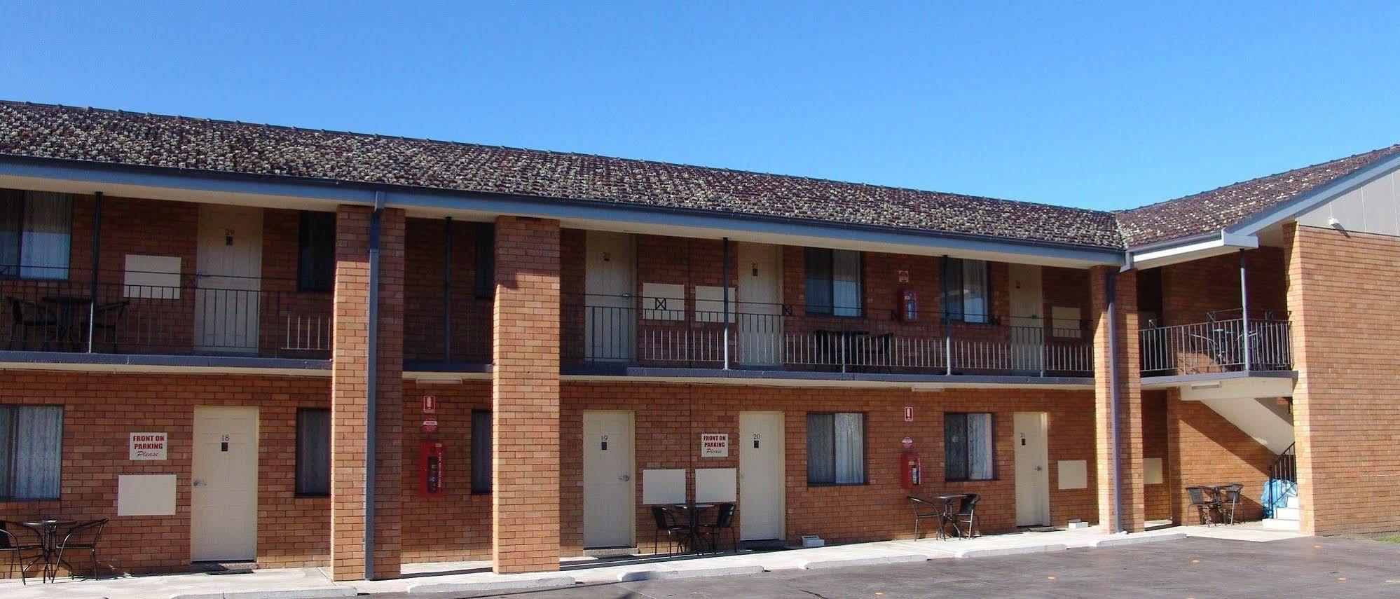 Ben Chifley Motor Inn Батерст Экстерьер фото