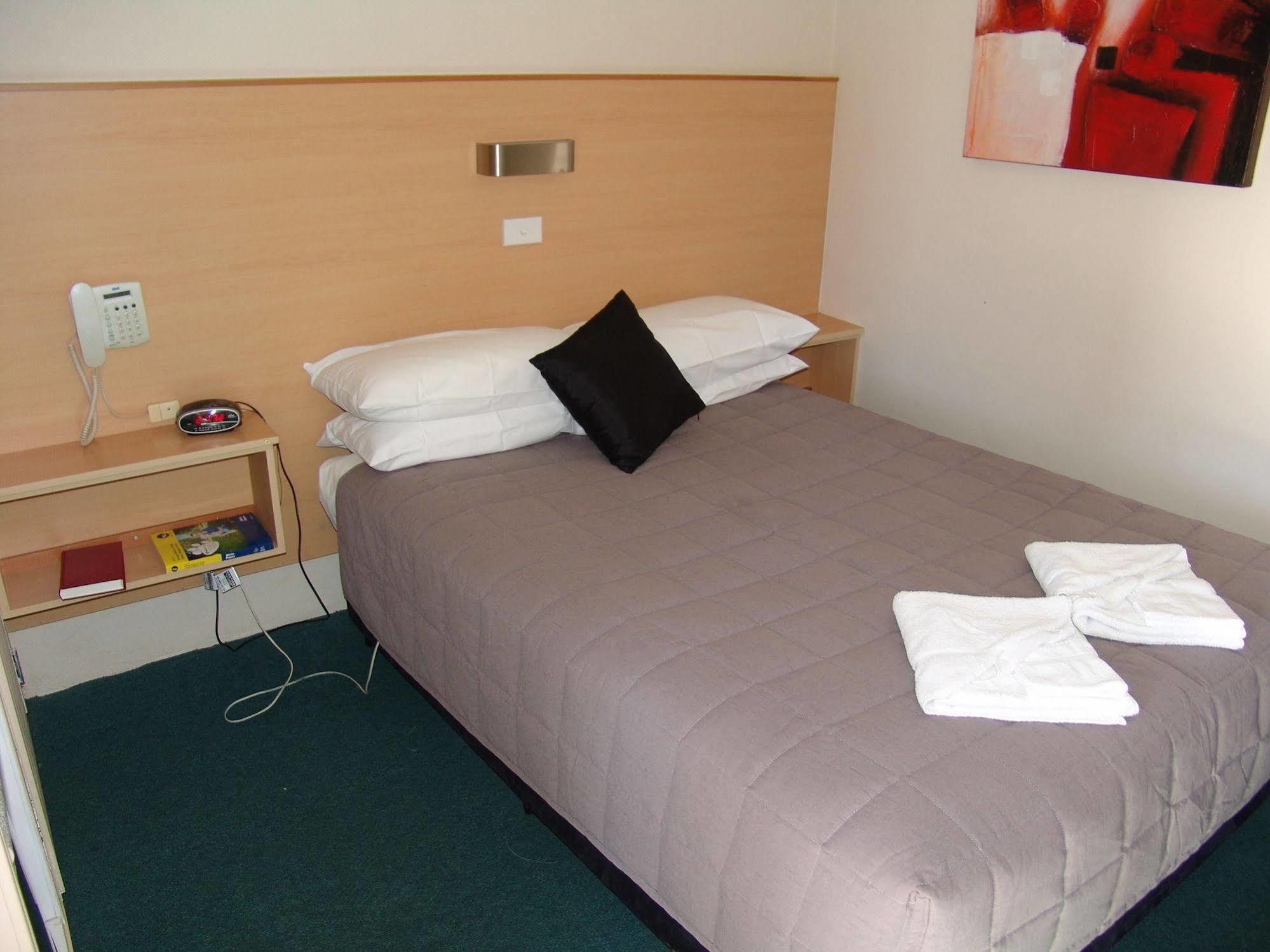 Ben Chifley Motor Inn Батерст Экстерьер фото